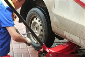 丹徒附近拖车24小时服务热线电话