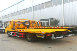 丹徒附近拖车救援搭电